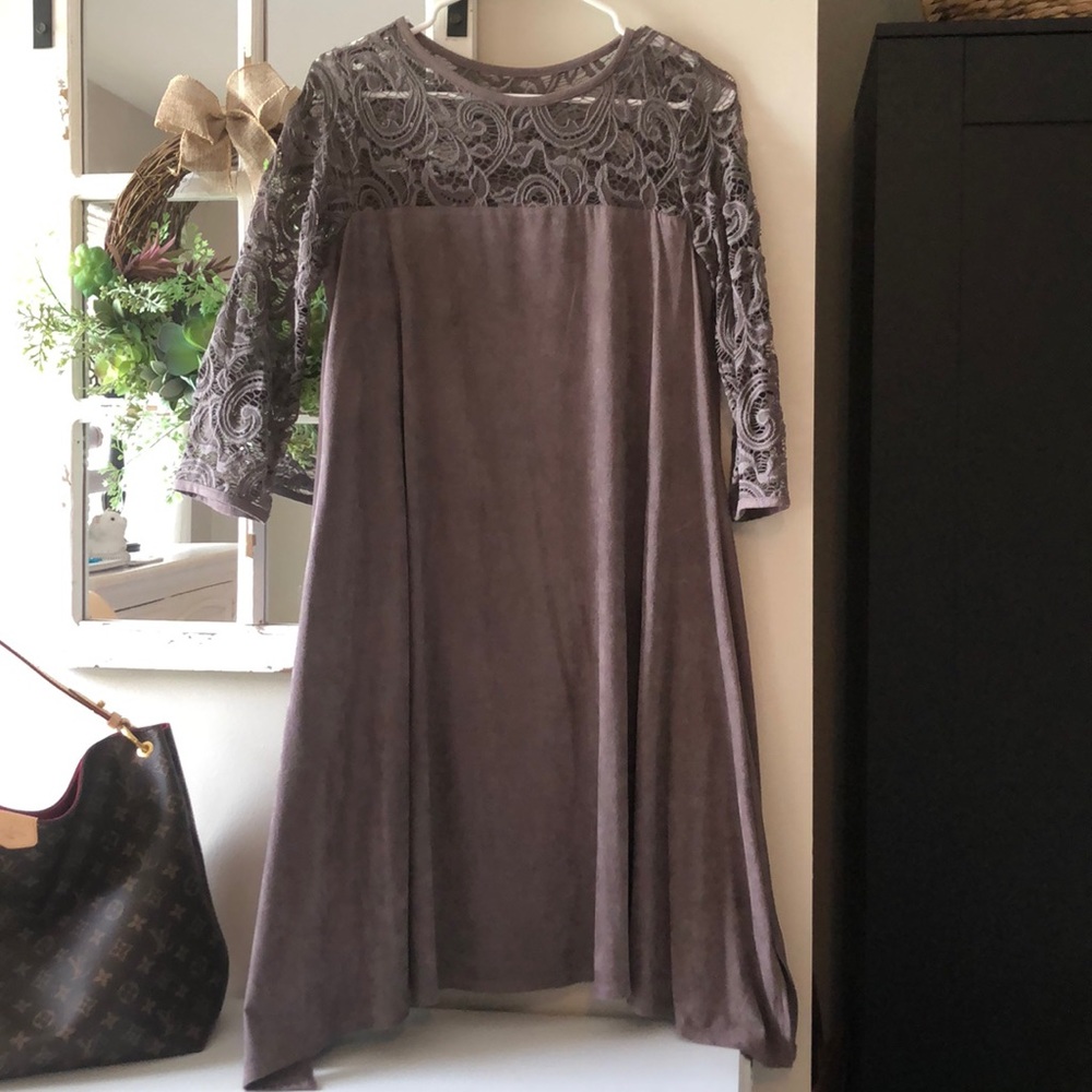 SIGNATURE BY ROBBIE BEE- dress